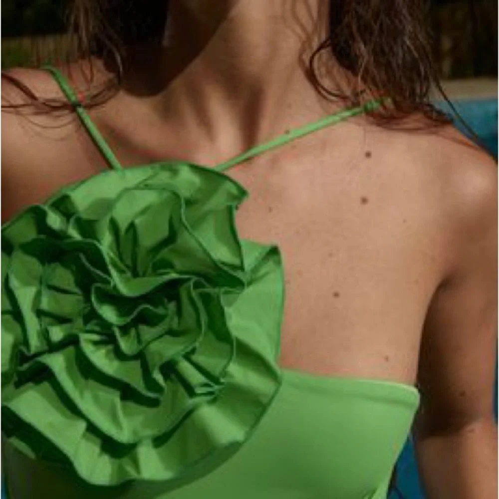 New Zara Swimsuit Green One piece M - Picture 3 of 8